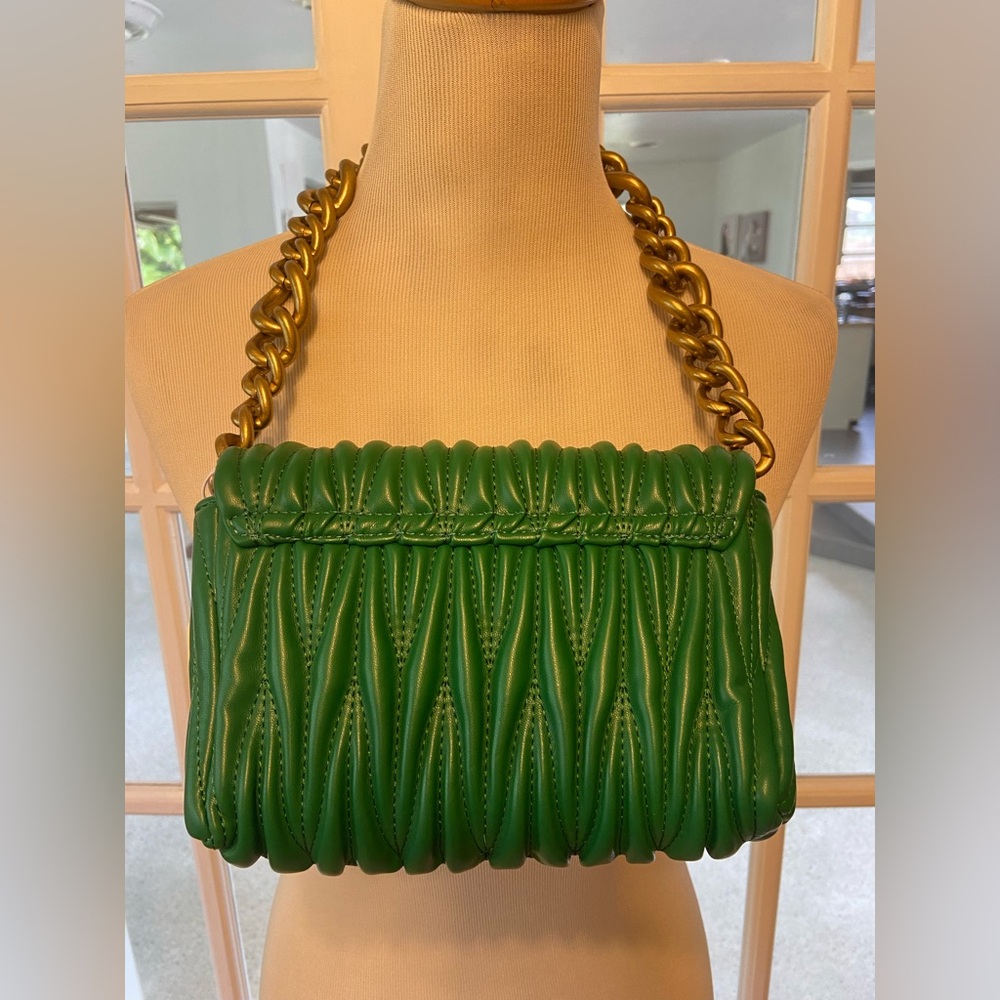 Green Quilted Chain Shoulder Bag